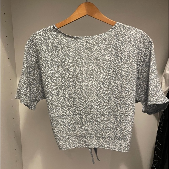 PRINCESS POLLY WRAP SHIRT - Picture 2 of 3